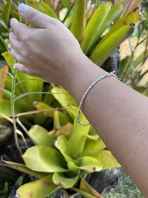 Bracelete Fio Torcido