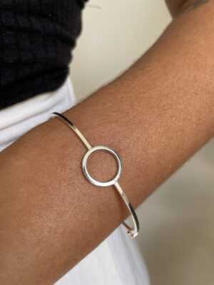 Bracelete com Círculo