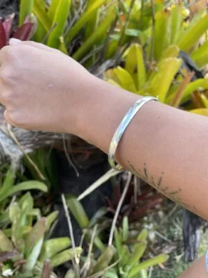 Bracelete Largo Achatado